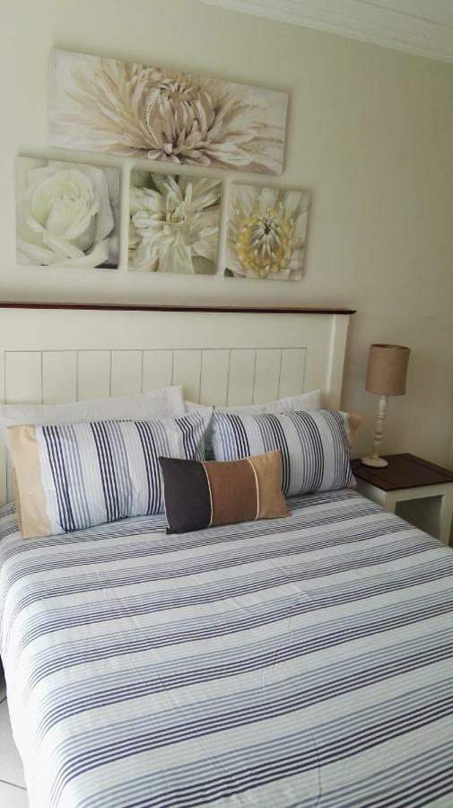 27 & 28 Neptune Terrace Jeffreys Bay Luaran gambar